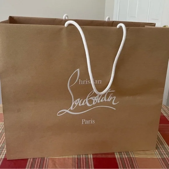 Christian Louboutin paper bag - Picture 2 of 4